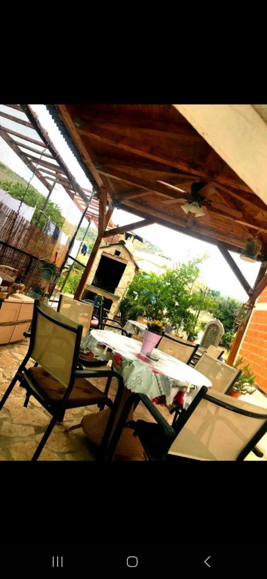 Holiday Home Listesi 1 โตรกีร์ ภายนอก รูปภาพ